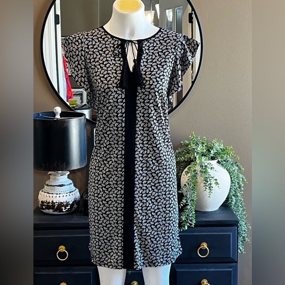 MICHAEL KORS Black & White Print Stretch Dress Size Medium